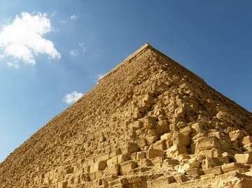 Closer look at the Pyramid of Khafre.
