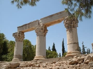 Temple of Octavia.