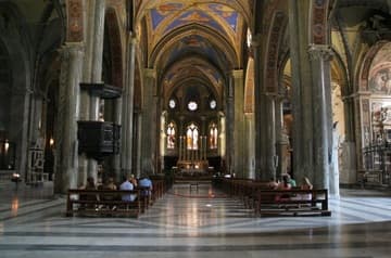 Interior as viewed from the entrance.