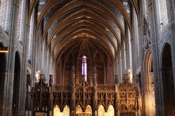 View west, over the top of the choir screen.