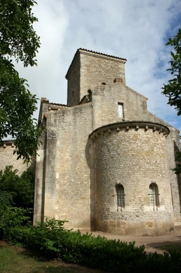 East apse.