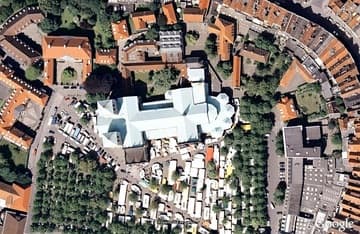 Aerial view of M&uuml;nster Cathedral on market day.