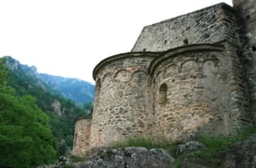 Early 11th-century chevet with Lombard bands.
