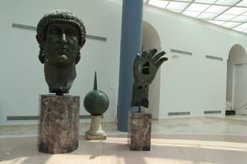 Bronze bust of Emperor Constantine.