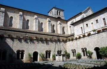 Casamari's cloisters.