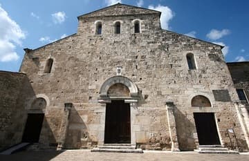 West facade, which actually faces south. Cattedrale di Santa Maria (1079-1104), Anagni, Lazio, Italy.