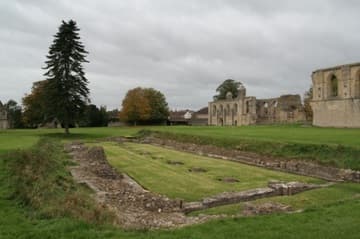 refectory, with Lady Chapel right of center and Great Church far right.