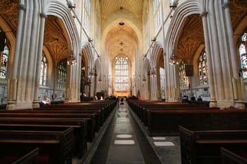 Gothic nave of Bath Abbey.
