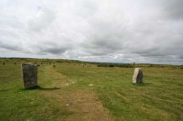View from the center circle to the northern circle.