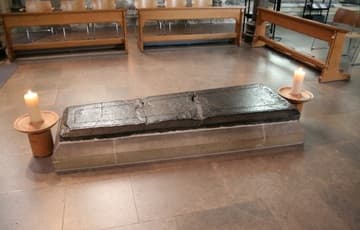 Tomb of St. Osmund in the Trinity Chapel.