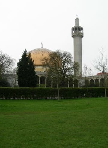 View of London Central Mosque from Regent's Park.