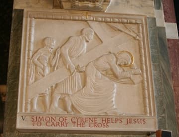 Closer look at Station V, sculpted by Eric Gill.