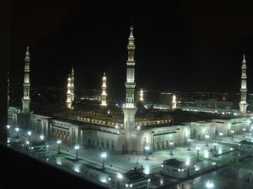 The Prophet's Mosque in Medina at dusk.