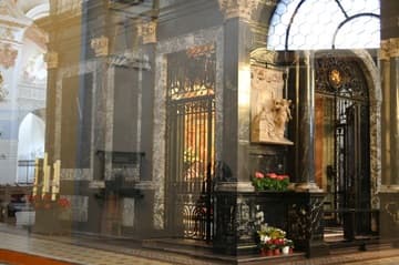 View of the Lady Chapel through the glass doors of the foyer, during Mass.