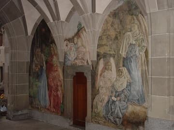 Frescoes in the Fraum