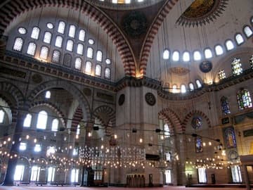 General view of the interior, filled with light.