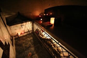 Replica of Christ's tomb, in a corner of the crypt.