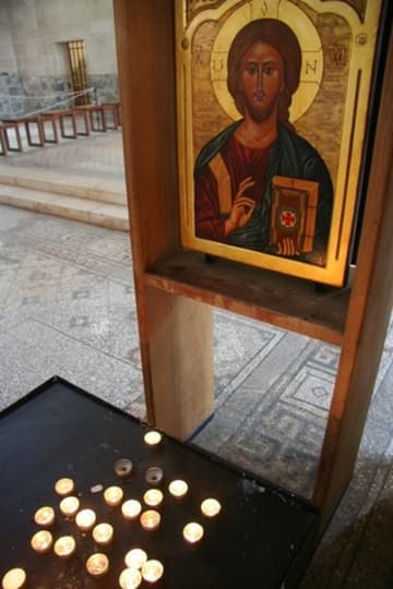 Icon of Christ in the nave.