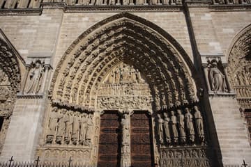 Central portal of the west front, depicting the Last Judgment (c.1230).