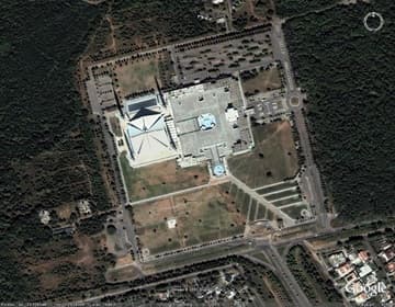 Satellite view of the Faisal Mosque in Islamabad. For a larger, fully interactive view, see our Pakistan Map or Google Earth download. Related pages: