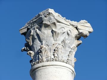 There are times when I really <i>really</i> like the 10x optical zoom on my <a href="http://www.dpreview.com/reviews/specs/Olympus/oly_c750uz.asp">C750UZ</a>.  This was one of  them.

This pillar is at Area One of the <a href="http://whc.unesco.org/en/list/299">UNESCO World Heritage Site</a> in <a href="http://www.middleeast.com/tyre.htm">Tyre</a>