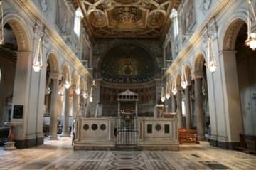 Nave of the 12th-century Upper Church of San Clemente.