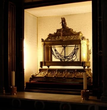 St. Peter's chains enshrined at the Basilica di San Pietro in Vincoli.
