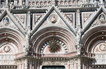 Detail of lower west facade, designed by Giovanni Pisano.