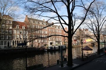 View of the canal from outside the Anne Frank House.